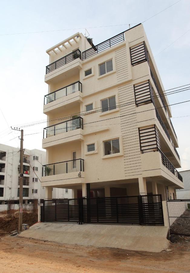 Qualtems Guest House-With Ac Options Bengaluru Zewnętrze zdjęcie