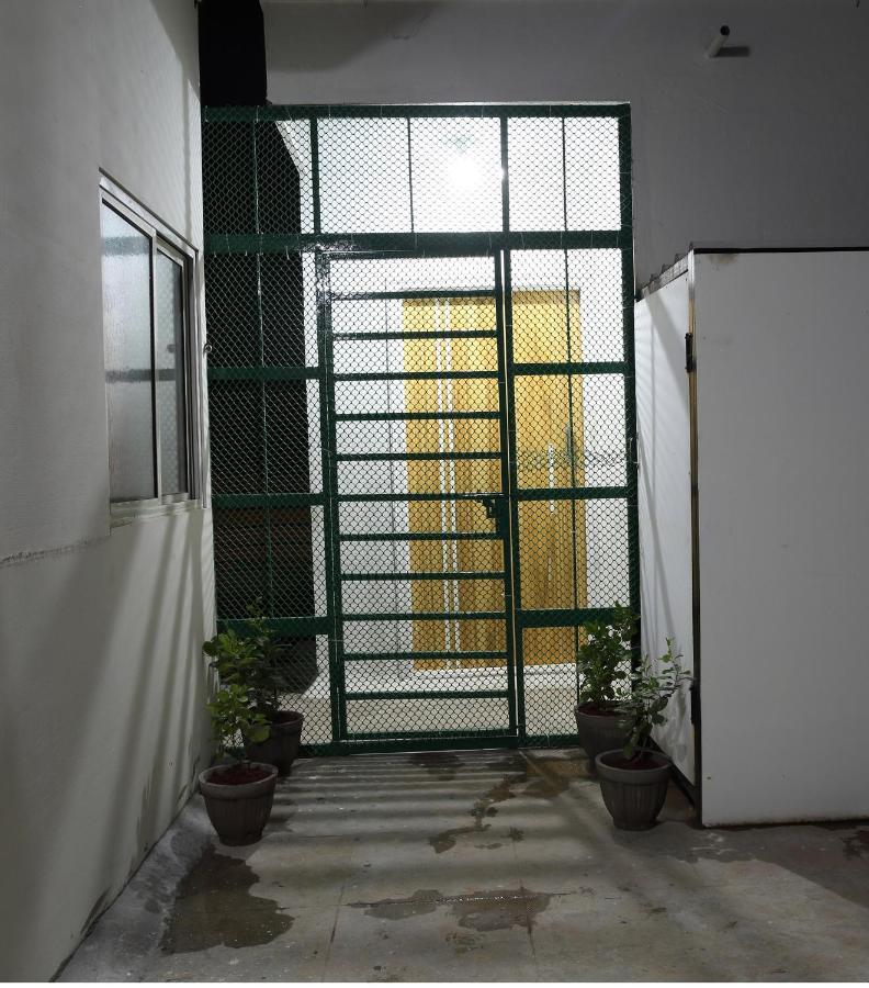 Qualtems Guest House-With Ac Options Bengaluru Zewnętrze zdjęcie